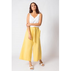 Calças, modelo feminino