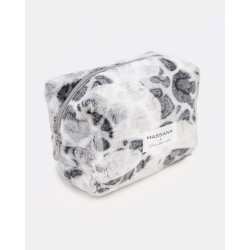 Toiletry bag in polar fabric