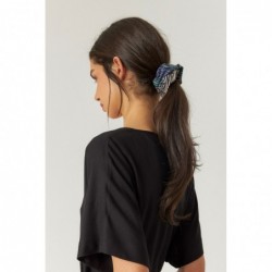 Lace-up hairband model