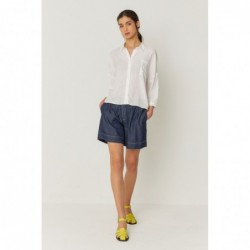 Wijd manga shirt model Ochtend