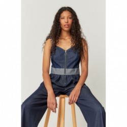 Bloos als een mangamodel...