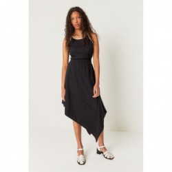 Bruna-gots model wide skirt