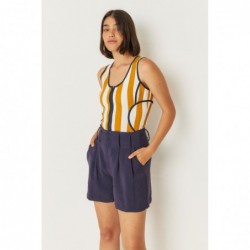 Bermudas modelo Neba