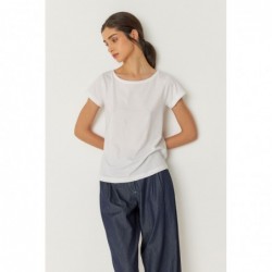 Modello di t-shirt a...