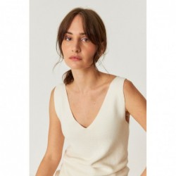 Maixa-gots model tank top