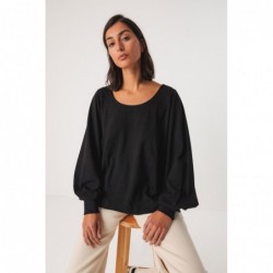 T-shirt ampia con scollo...