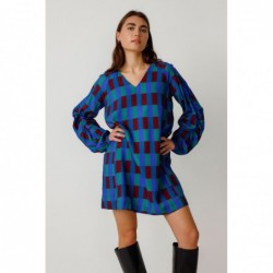 Vestido corto con escote de...