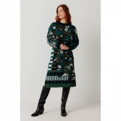 Knee-length knitted skirt...