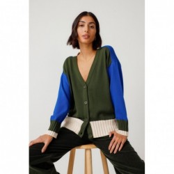 Cardigan tricoté, modèle...