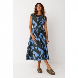 Sleeveless fitted midi...