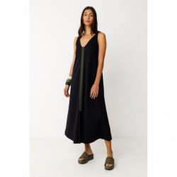 Vestido midi evasê sem...