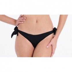 Slip con laccetti sul...